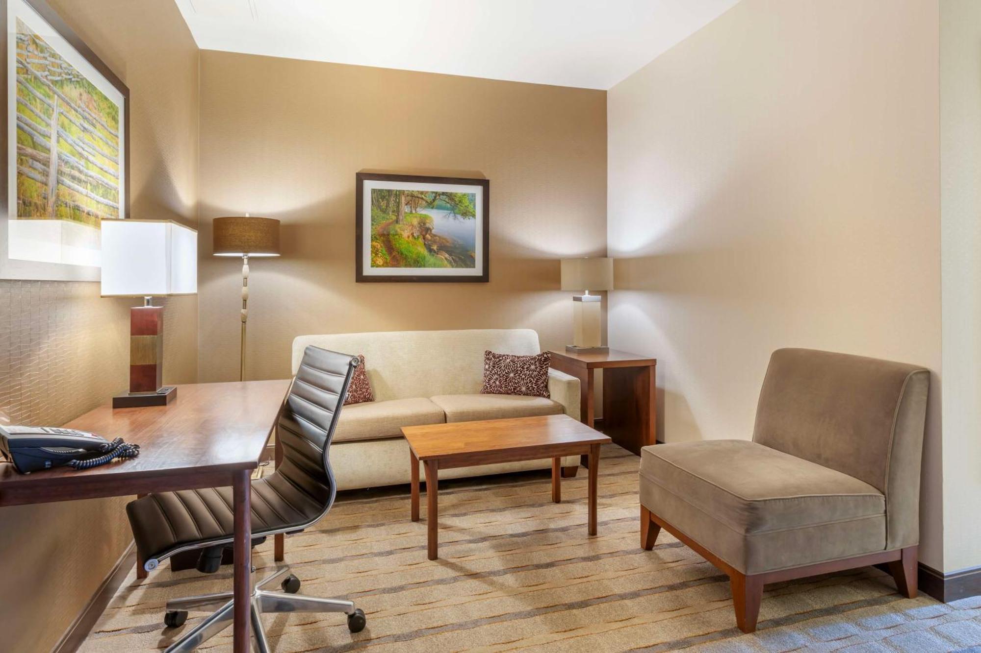 Best Western Premier Boulder Falls Inn Lebanon Bagian luar foto