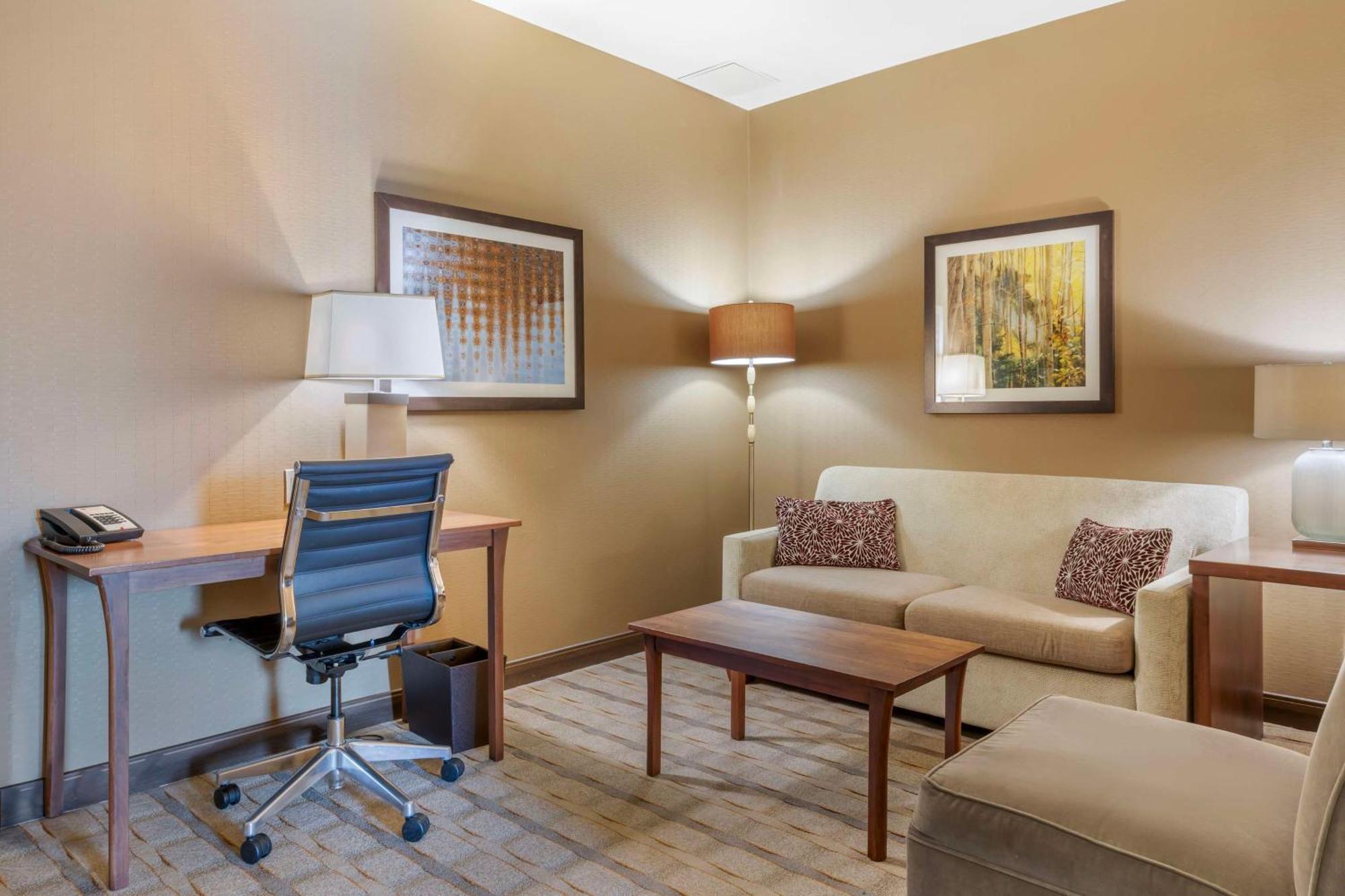Best Western Premier Boulder Falls Inn Lebanon Bagian luar foto