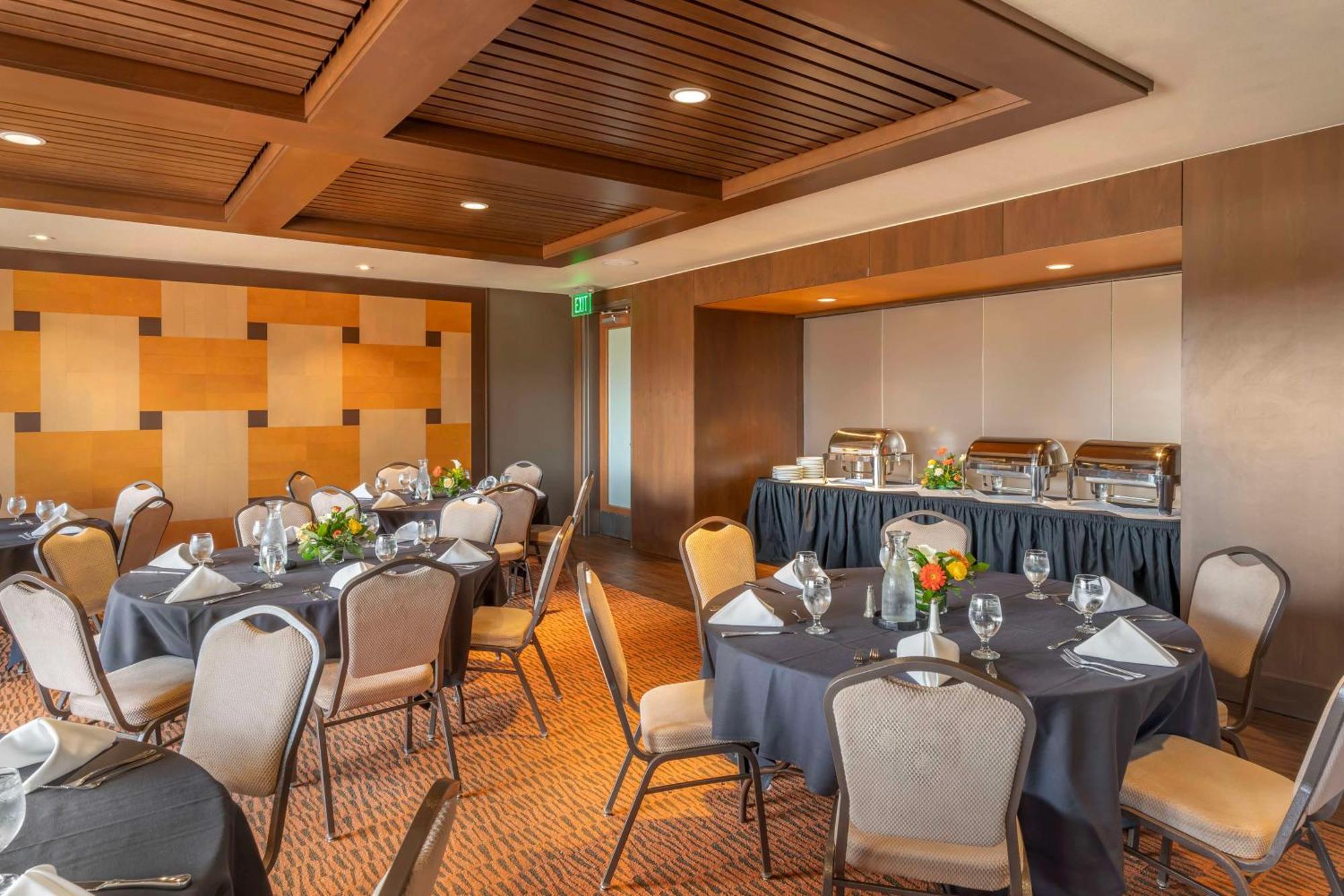 Best Western Premier Boulder Falls Inn Lebanon Bagian luar foto