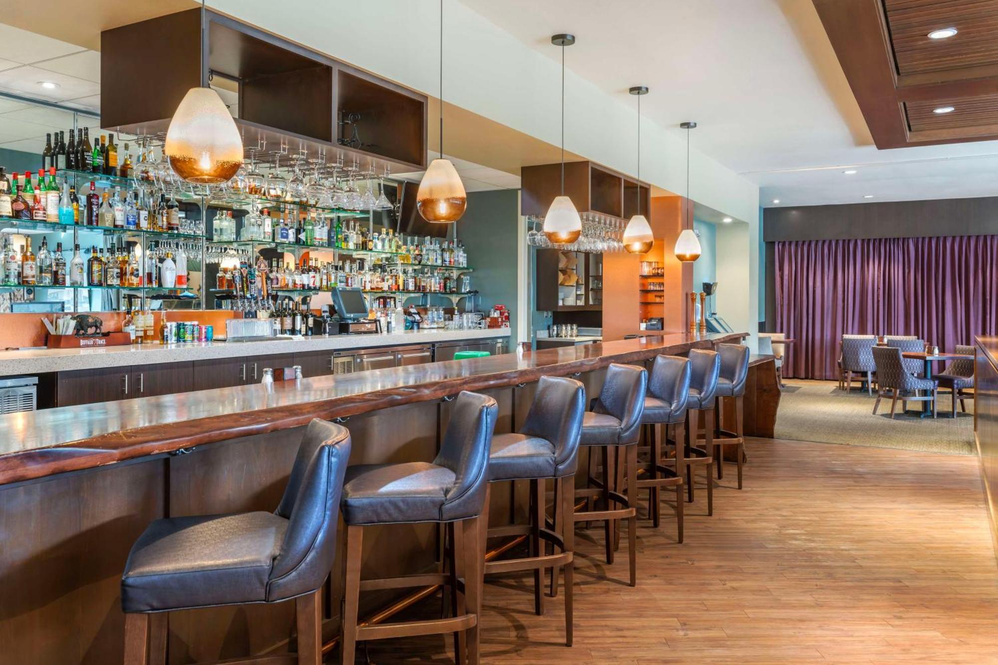 Best Western Premier Boulder Falls Inn Lebanon Bagian luar foto