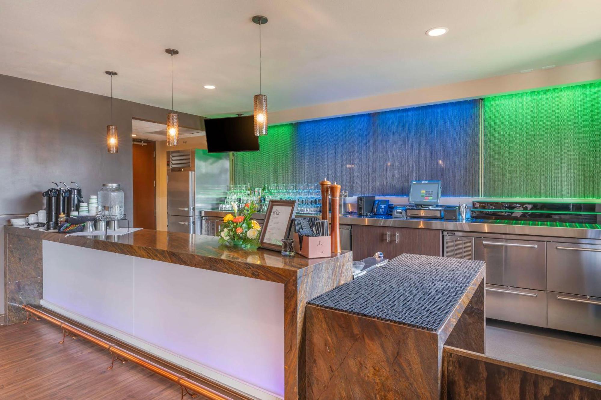 Best Western Premier Boulder Falls Inn Lebanon Bagian luar foto