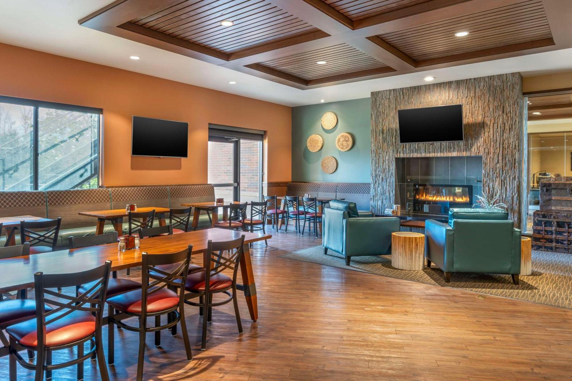 Best Western Premier Boulder Falls Inn Lebanon Bagian luar foto